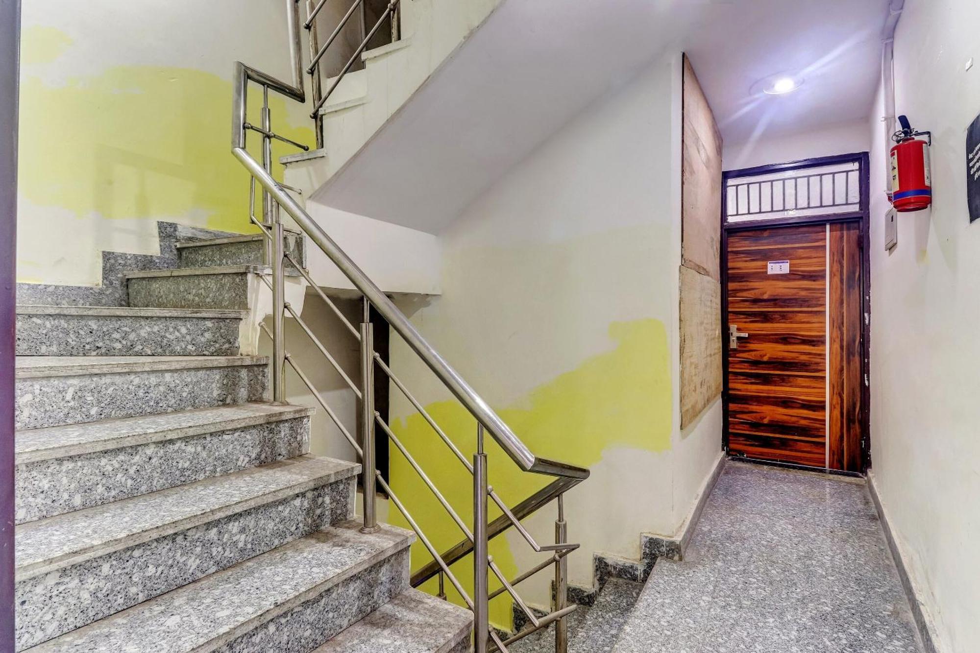 Hotel O Cozy Stay دلهي المظهر الخارجي الصورة